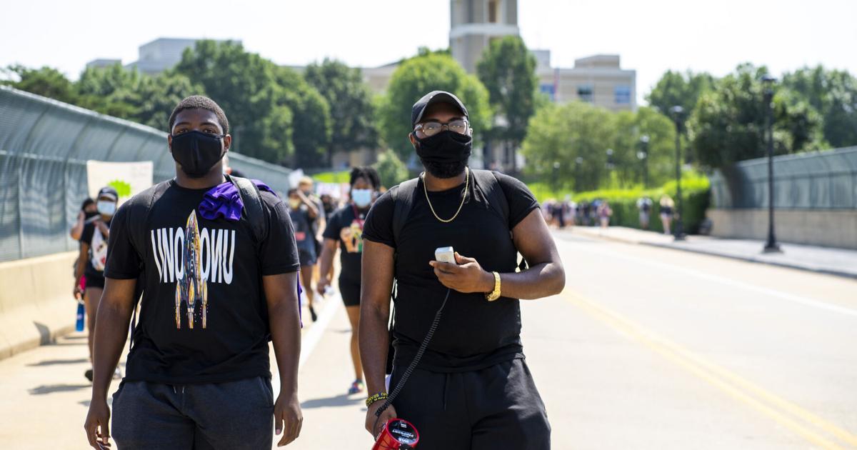 Jmu Riots March leads to student demands toward administration | News | breezejmu.org
