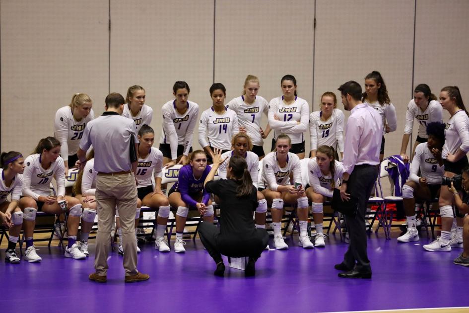 JMU Volleyball Takes Two Of Three At Gator Invitational Sports