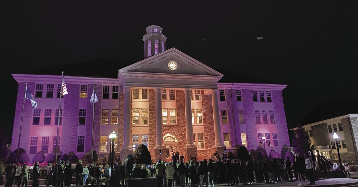 Jmu Riots JMU community holds candlelight vigil, mourns loss of 3 students | News ...