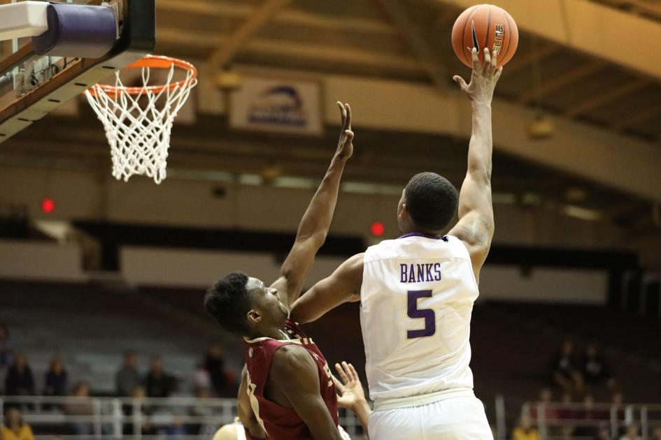 Jmu Men S Basketball Beats Niu 78 74 After 2nd Half Comeback