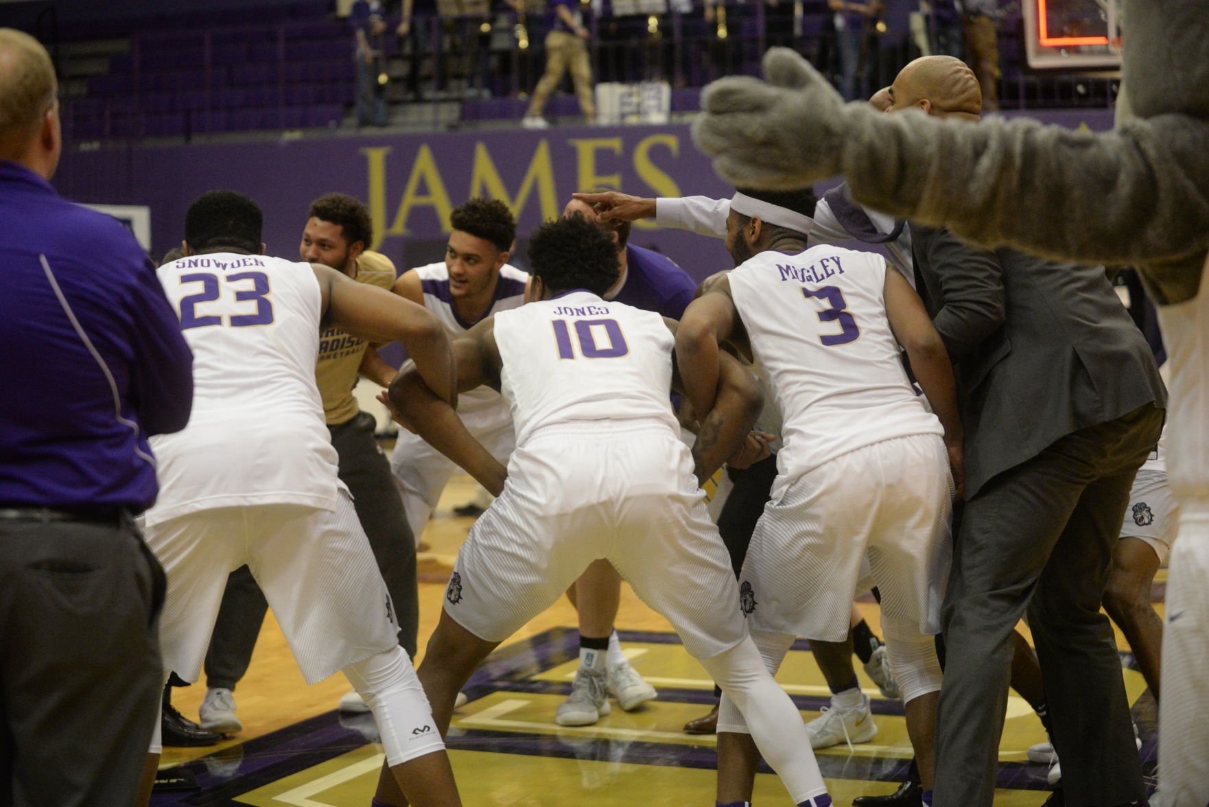 JMU Men’s Basketball Gets Over The Hump In Its First CAA Win | Sports ...