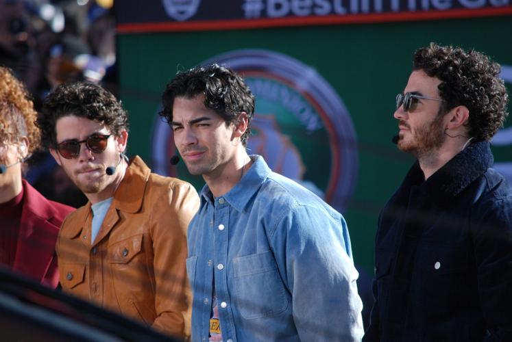 Photos Jonas Brothers perform at JMU during ESPN College GameDay