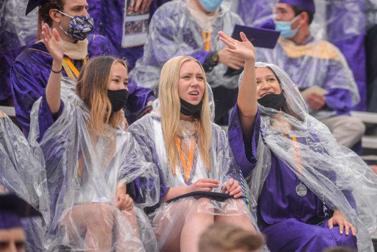 Congratulations to the JMU graduates of 2021 | Photos | breezejmu.org