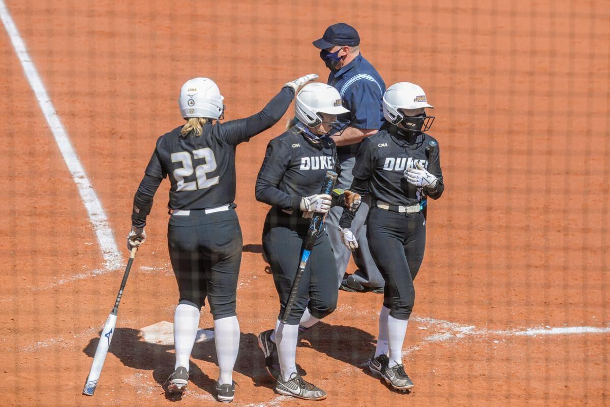 No Matter The Result Jmu Softball Friends And Family Are Proud Of Their Dukes Sports Breezejmu Org