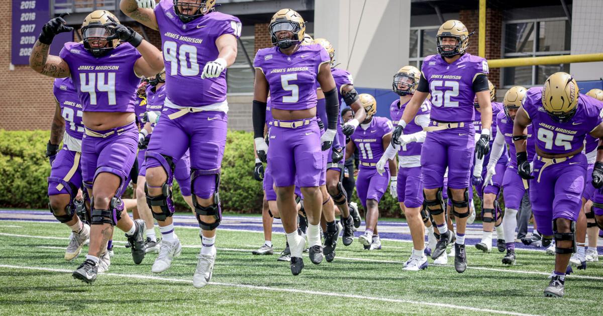 Jm Rockets Football JMU football’s offense wins annual spring game | Sports | breezejmu.org