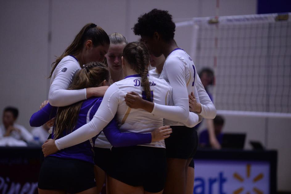Towson defeats JMU volleyball in four sets Sports