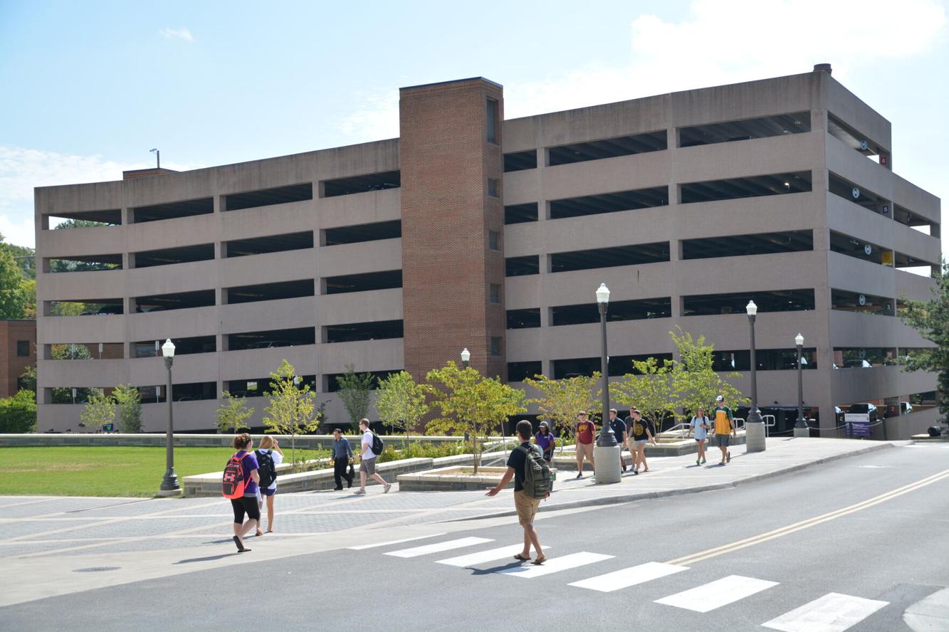 Opinion Freshmen should be allowed to have a car on campus Opinion