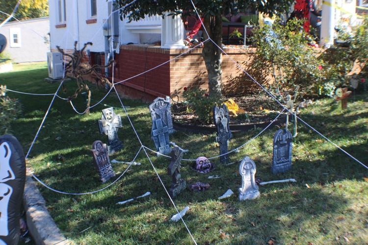 Harrisonburg homes spread fear and haunts for the Halloween ...