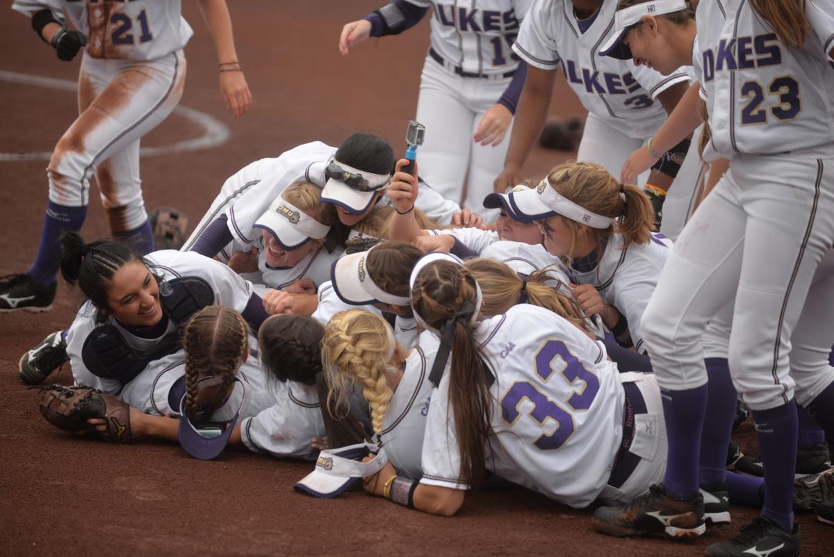 JMU softball runrules Hofstra, wins second straight CAA title Sports
