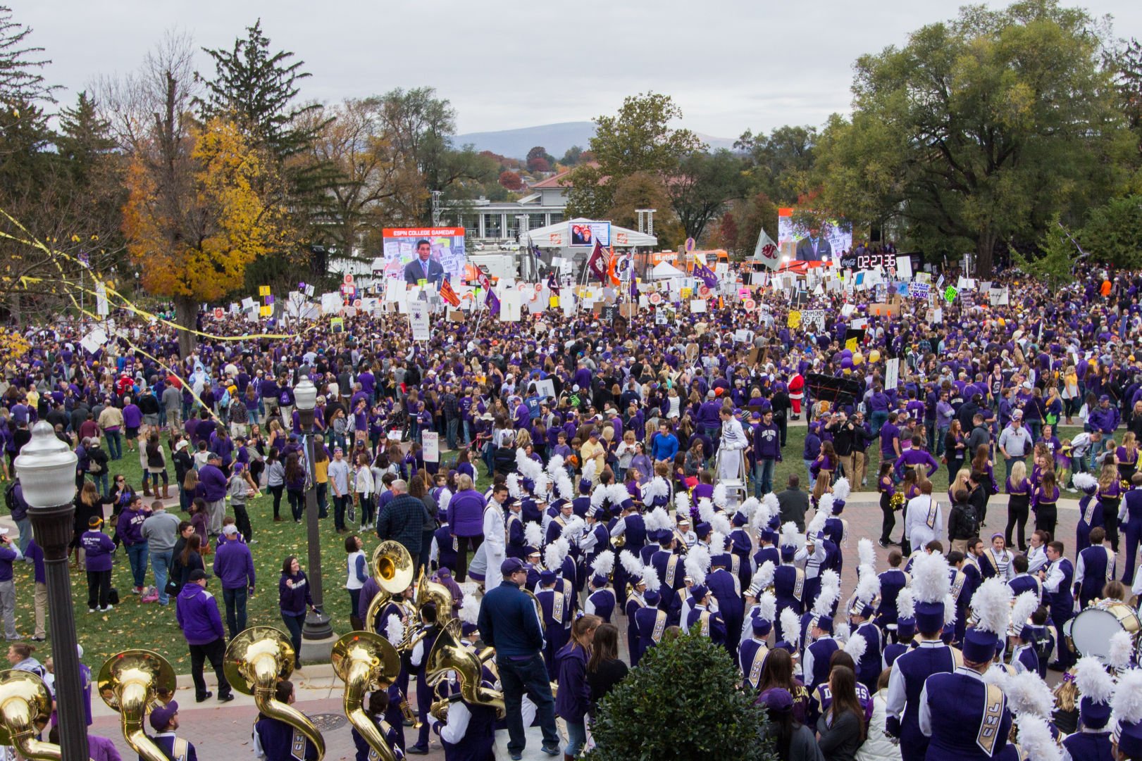 Photos: ESPN 'College GameDay' Comes To JMU | Sports | Breezejmu.org