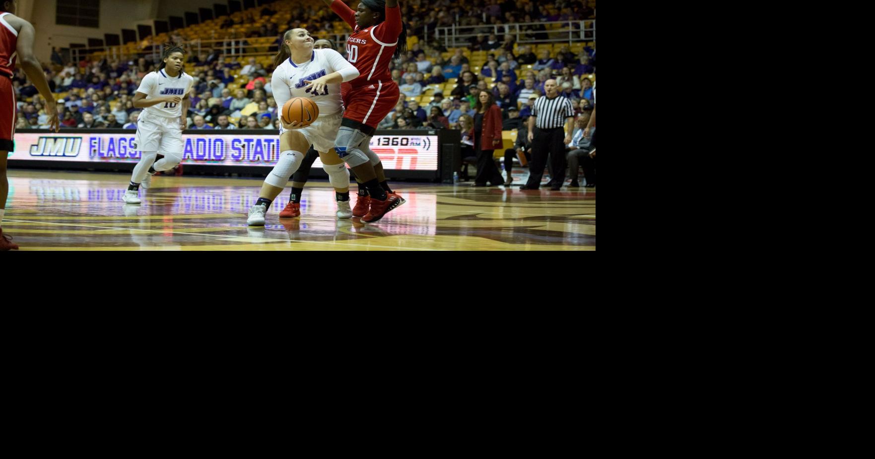 Hokie turned Duke Kelly Koshuta makes debut for women's basketball