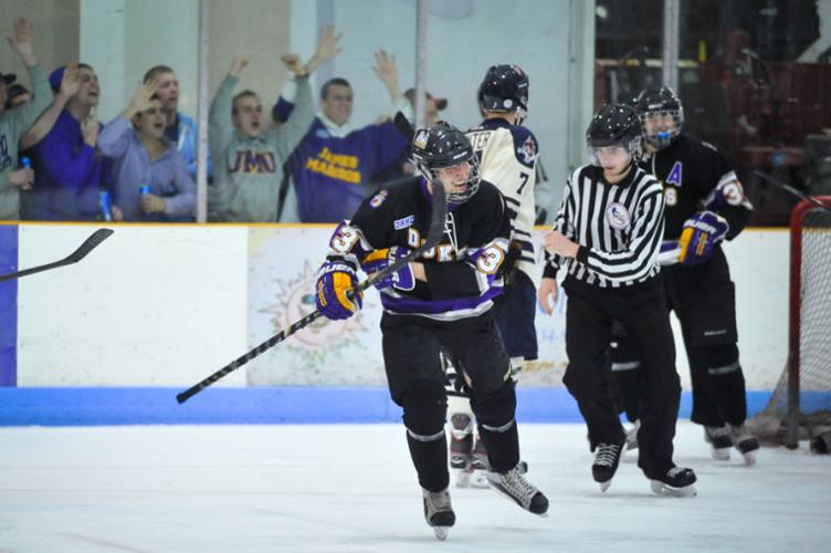 JMU Ice Hockey vs. U.Va. | Photos | breezejmu.org