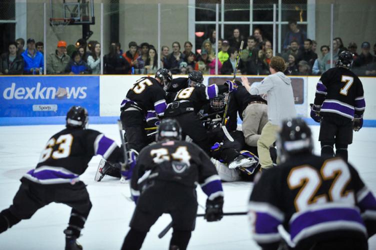 JMU Ice Hockey vs. U.Va. | Photos | breezejmu.org