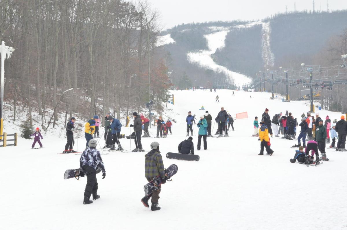 Adventuring for beginners Snowtubing edition Life