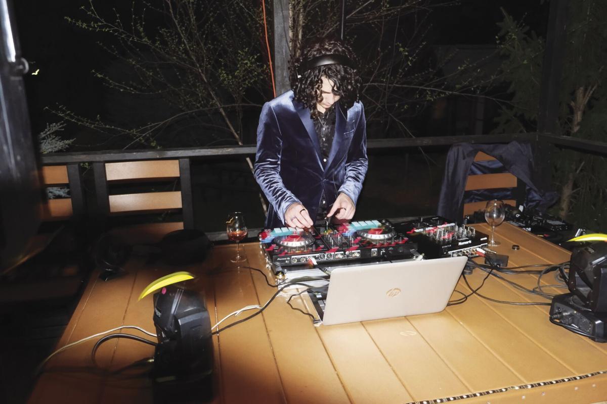 JMU music producer and DJ brings hyperpop to Harrisonburg ...