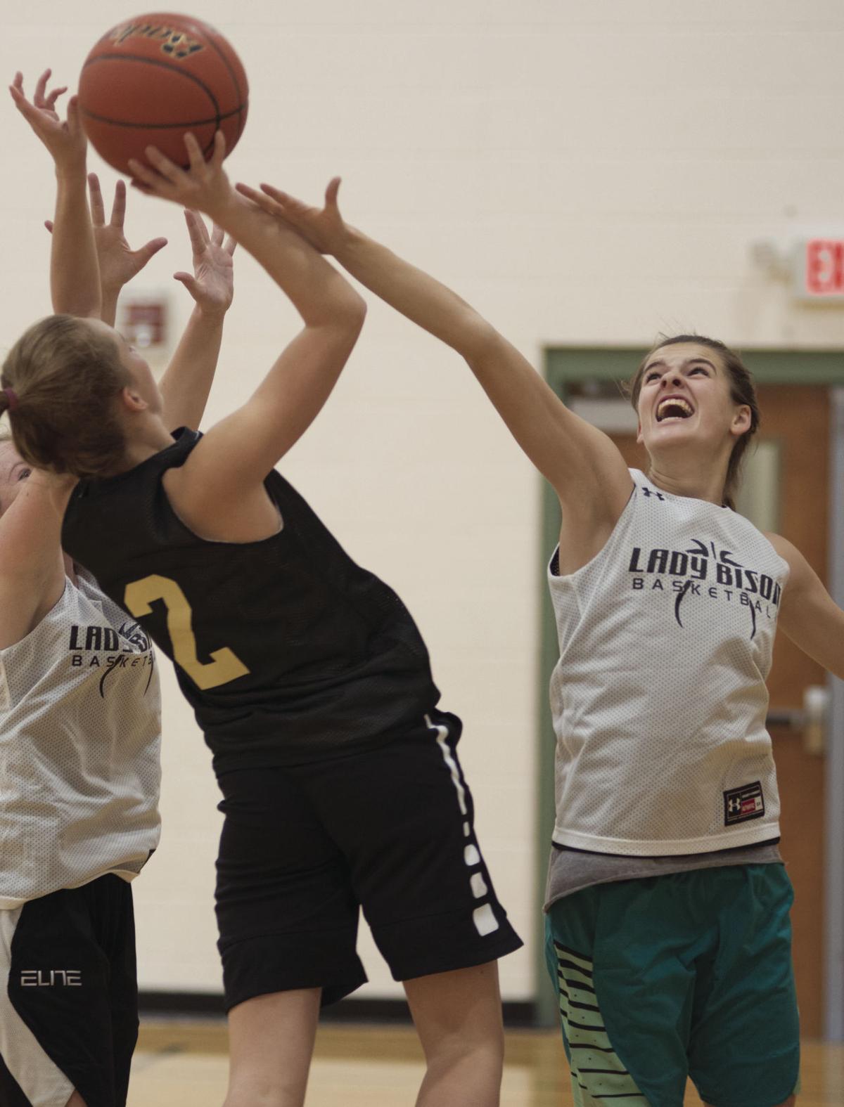 Basketball Returns Sports Buffalobulletin Com