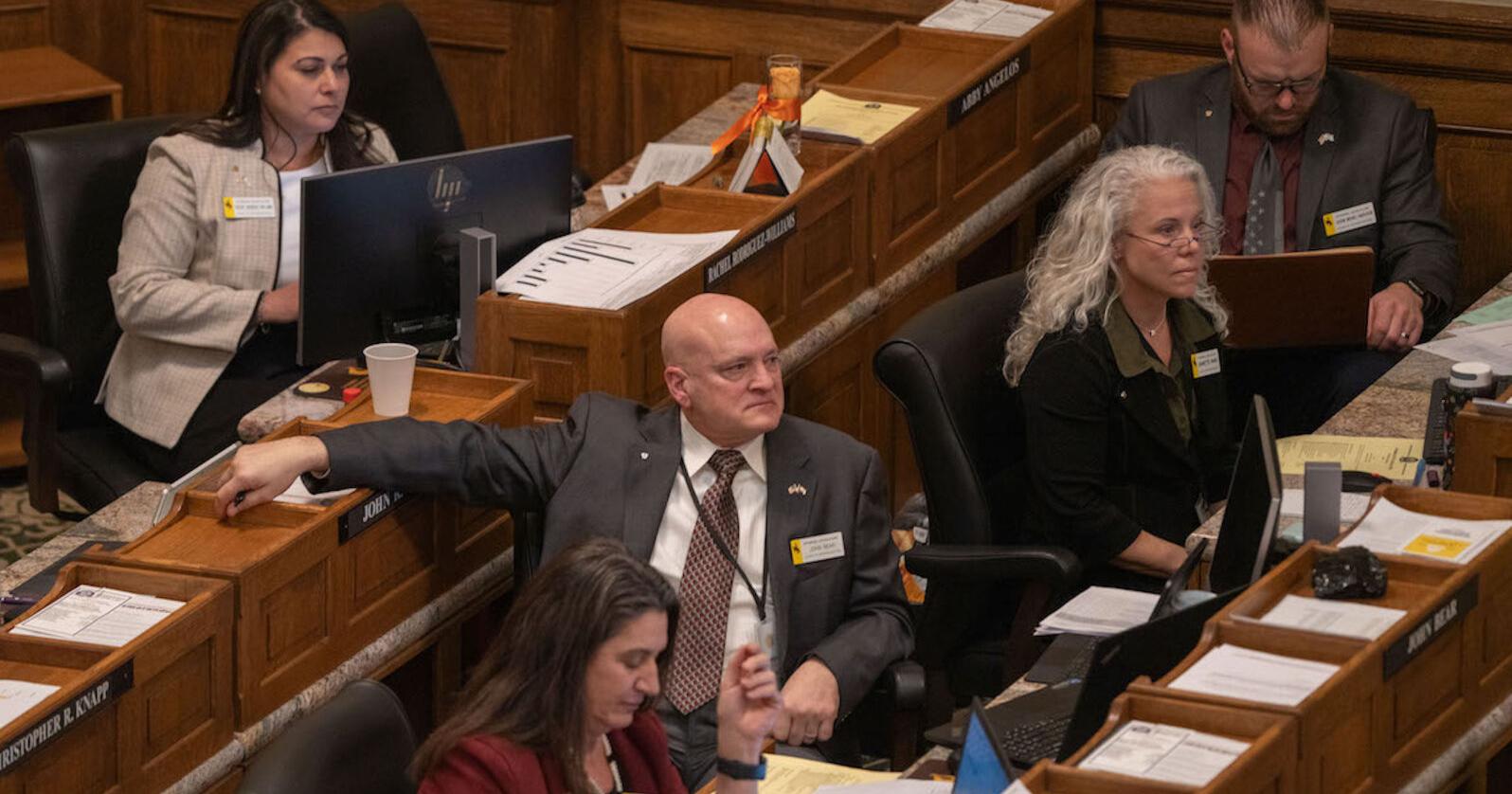 FROM WYOFILE: Gordon slams Wyoming Freedom Caucus for coal-policy misinformation - Vimarsana News