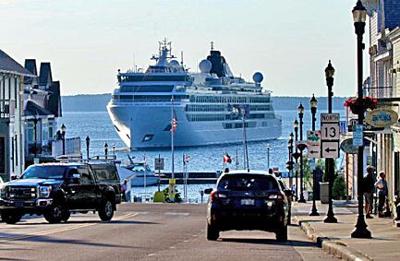 Bayfield leaders welcome Viking cruise ship