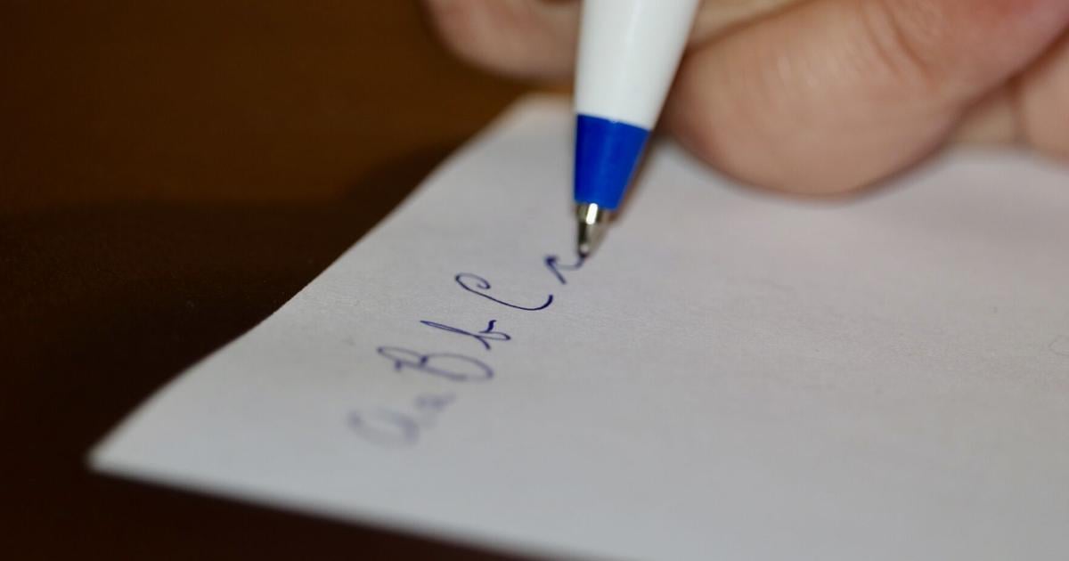 Michigan bill encouraging cursive writing raises questions amid budget uncertainty