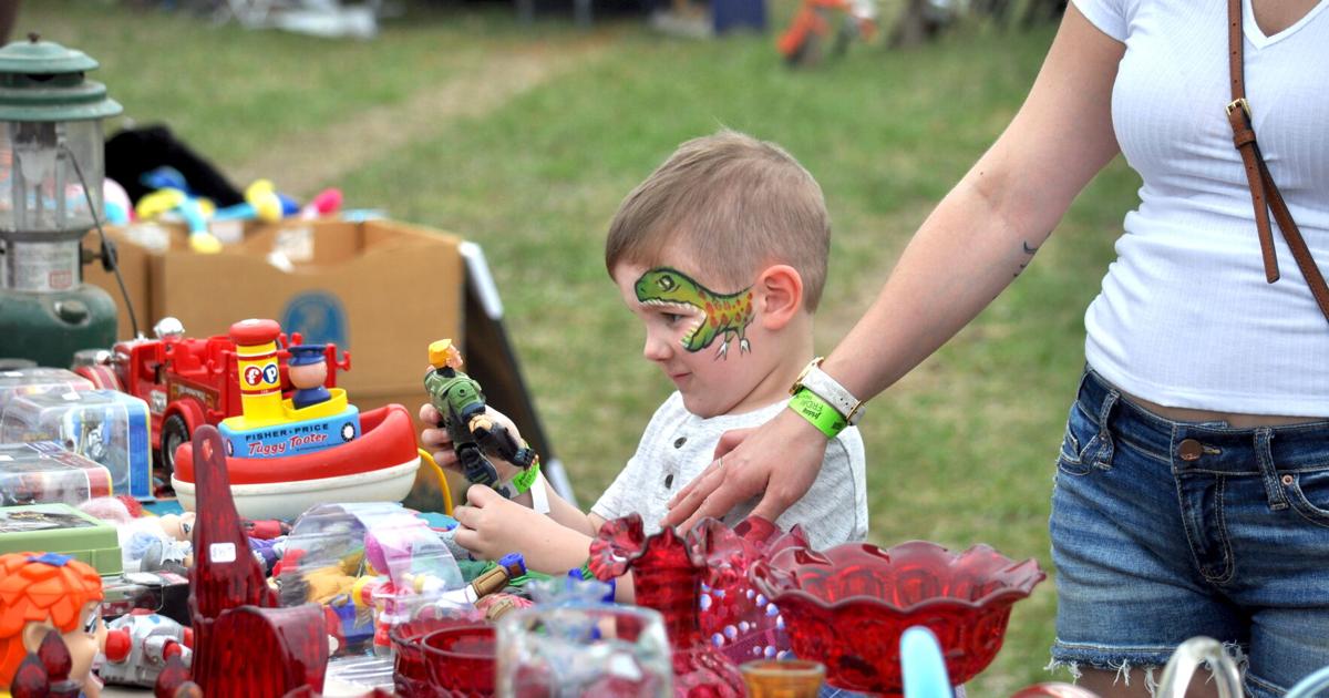 Mesick Mushroom Festival gets off to a strong start Friday News
