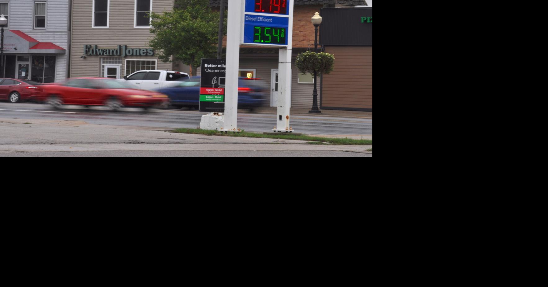 Expert says gas prices may reach peak of $4 a gallon before next summer ...