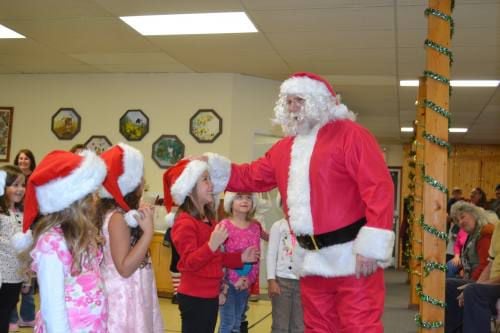 Manton kindergartners perform for seniors | Local News | cadillacnews.com