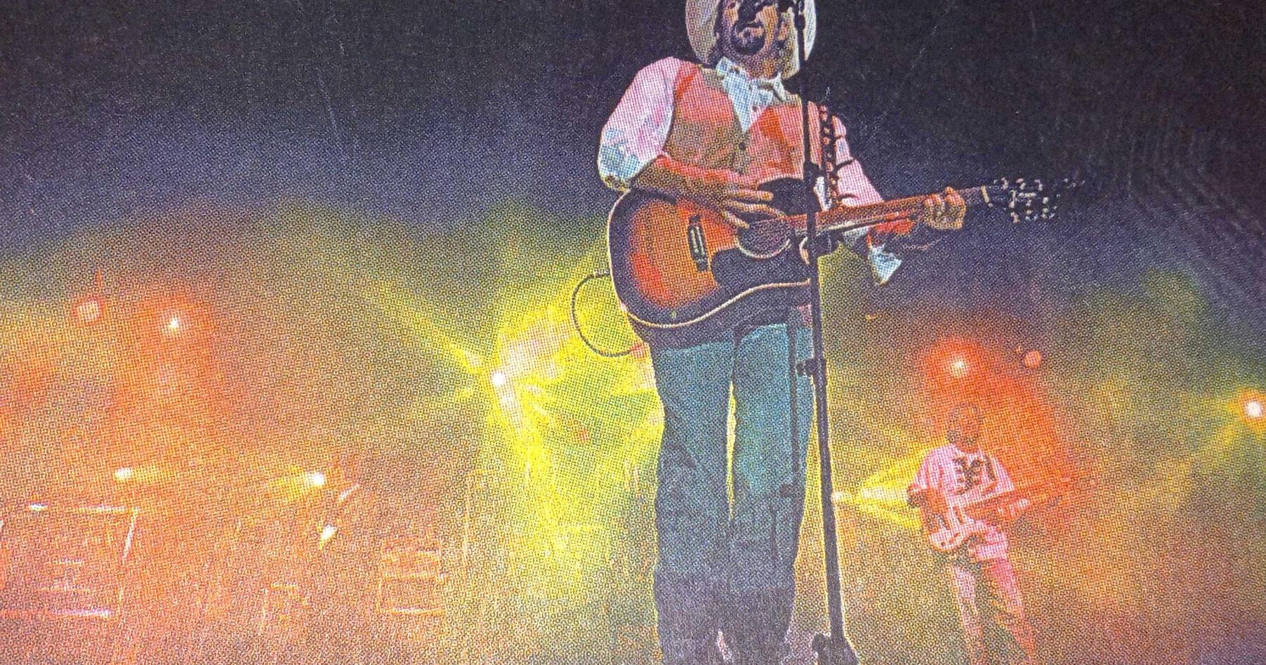 Today in history: Toby Keith performs at the Marion Fair - Vimarsana News