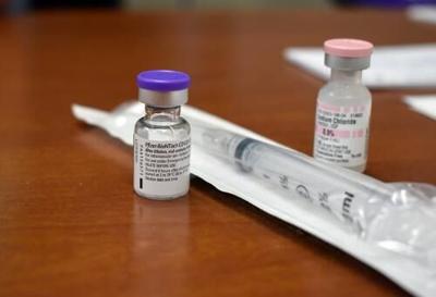 Nursing Home Residents Begin Getting Vaccinated In Michigan News Cadillacnews Com Thus, current practice in many nursing homes is to implement contact precautions only when note: cadillac news