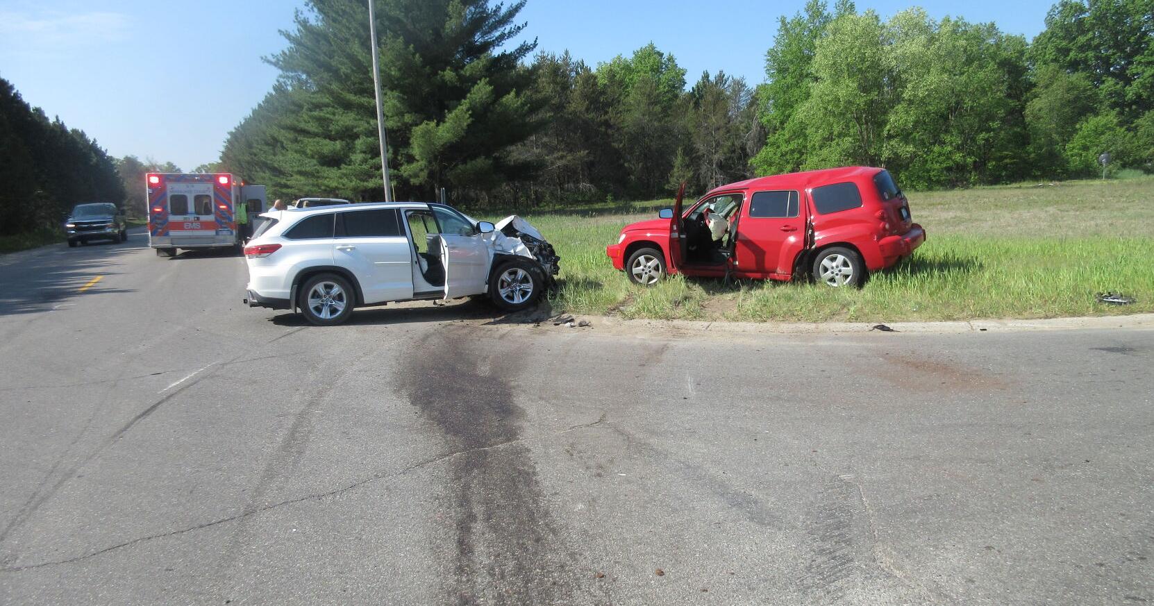 No life-threatening injuries sustained after two vehicle accidents in Missaukee County - Vimarsana News