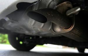 L'UE s'apprête à abandonner l'interdiction des moteurs thermiques en 2035, un coup de pouce vital pour l'industrie automobile française