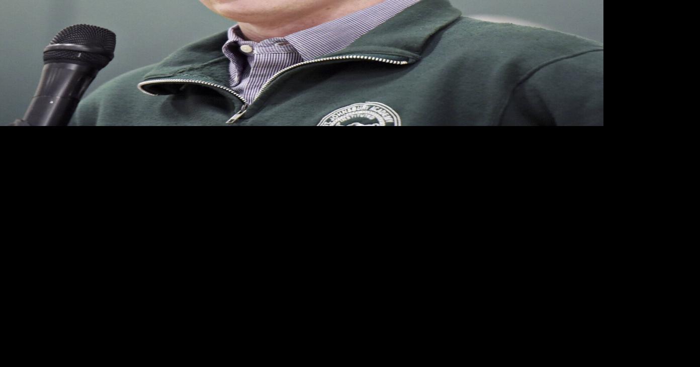 Jones Resigns From Select Board
