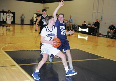 N H D Iii Hoops Labounty Spartans Rally Past St Thomas