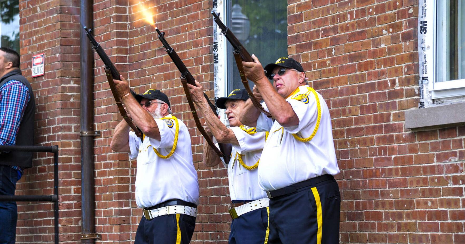 Large Crowd Gathers For St. Johnsbury Memorial Day Observance - Vimarsana News