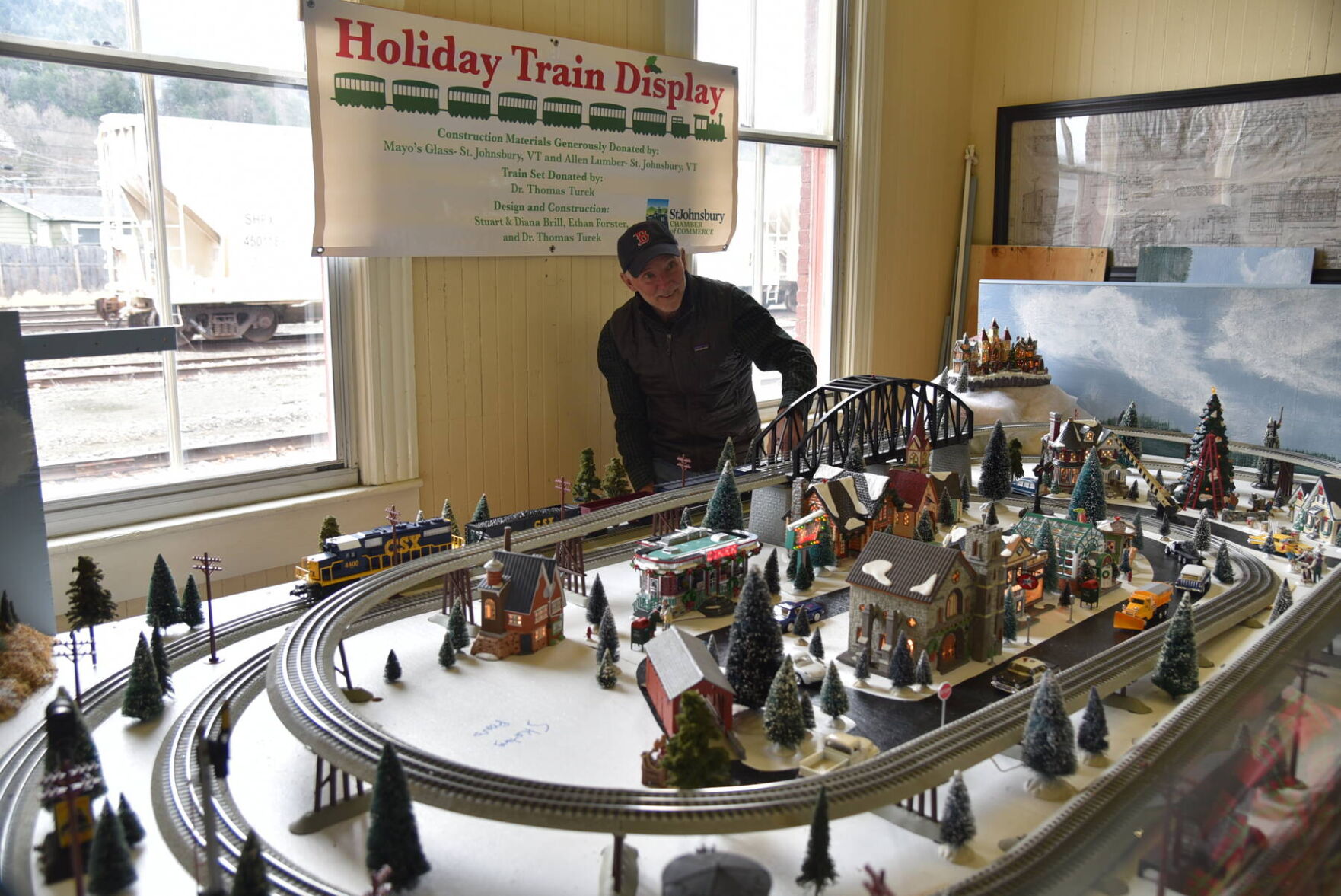 Return Of Annual Model Train Display Sign Of Downtown Holiday Season |  Local News | caledonianrecord.com