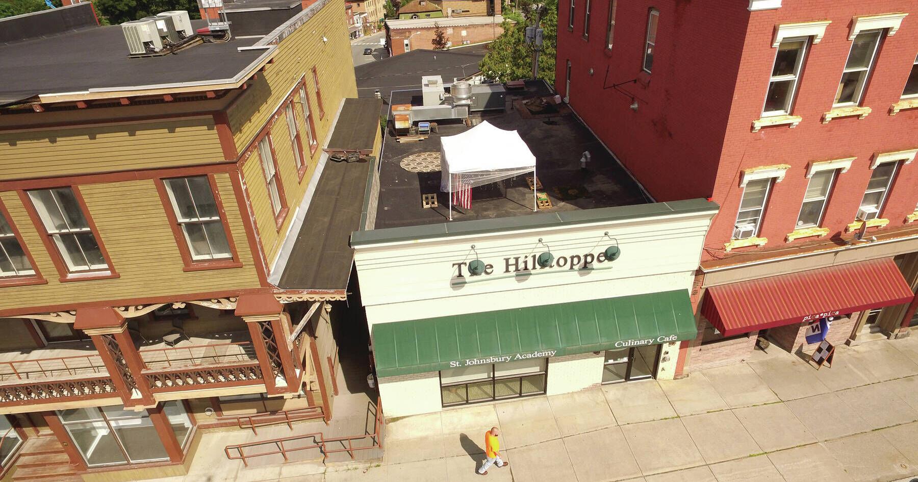 Hilltopper Neighbors Sqautting At Illicit Rooftop Patio - Vimarsana News