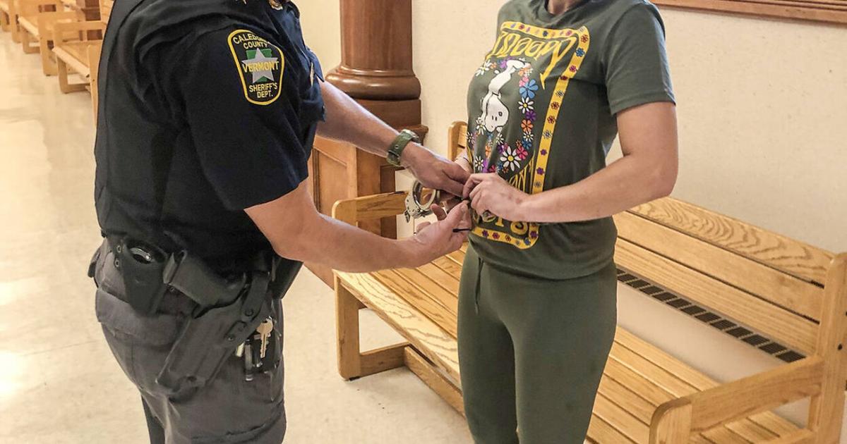 Police Find Woman Wanted For Forgery Crimes Hiding In Homeless ...