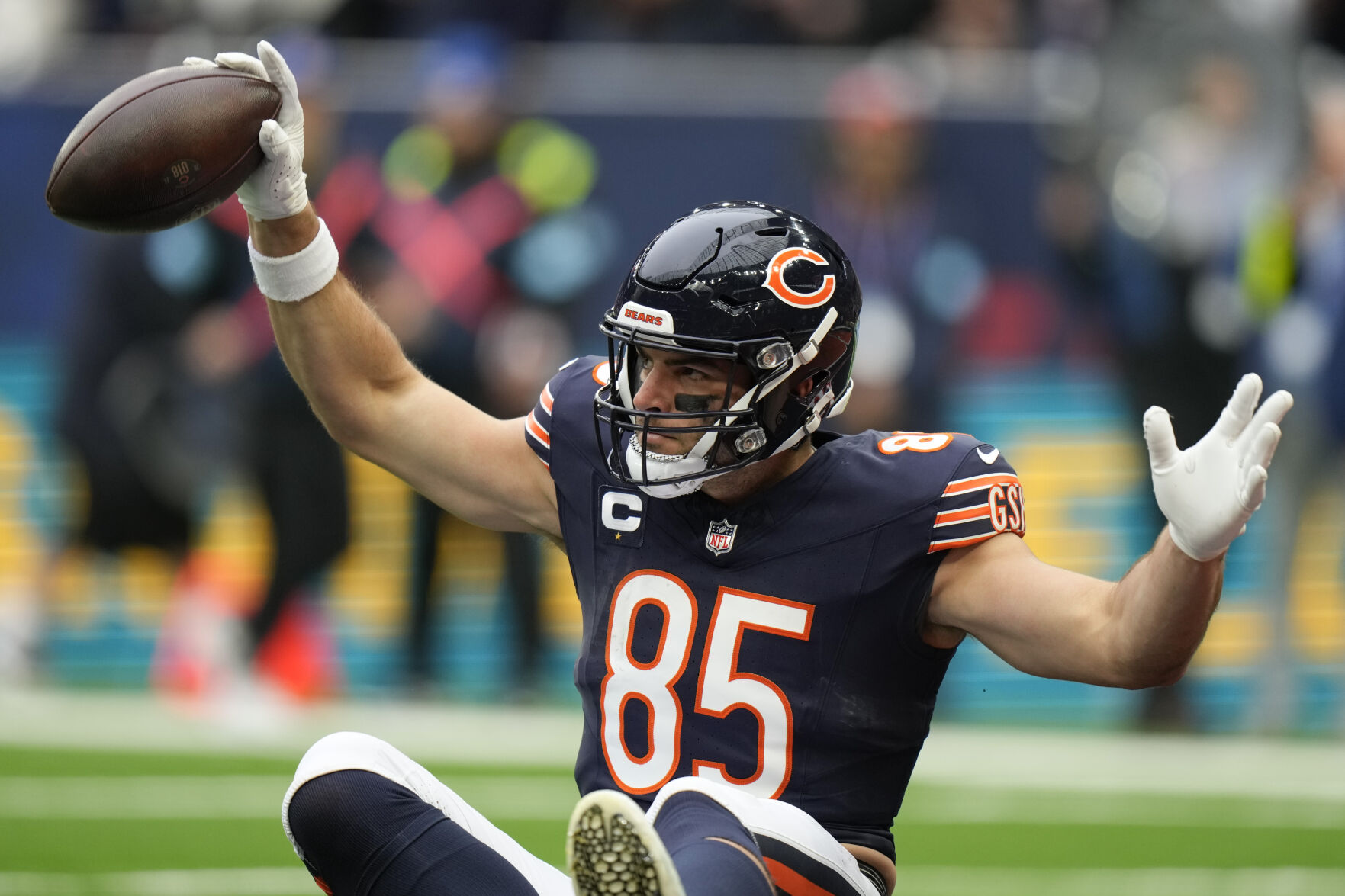 Caleb Williams Throws 4 TDs And Bears Hold Tea Party In 35-16 Rout Of ...