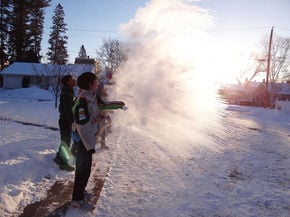Caledonia Christian School throw boiling water, turning it to ice