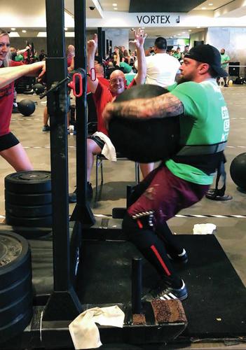 Marshall lifters set state records