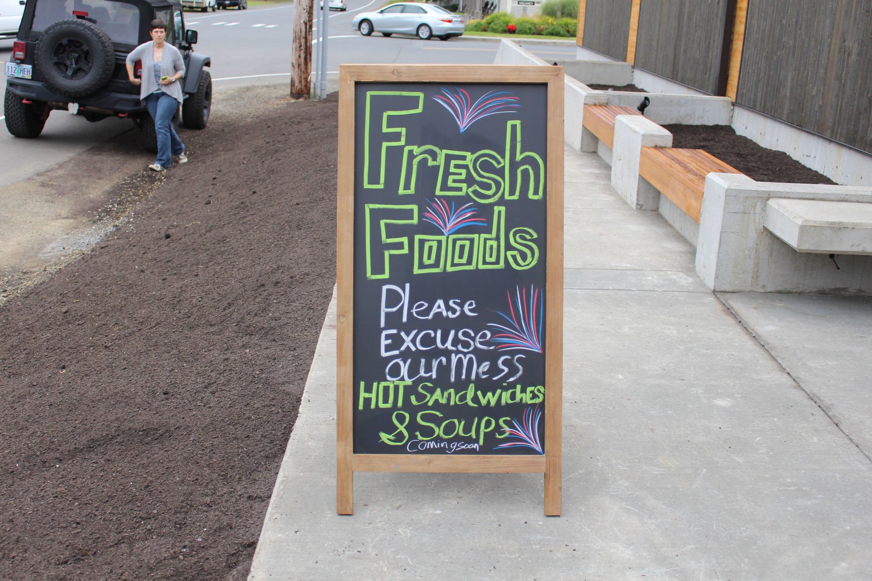 Fresh Foods Cannon Beach Opens Its Doors News Cannonbeachgazette Com   5c11333c5a7af.image 