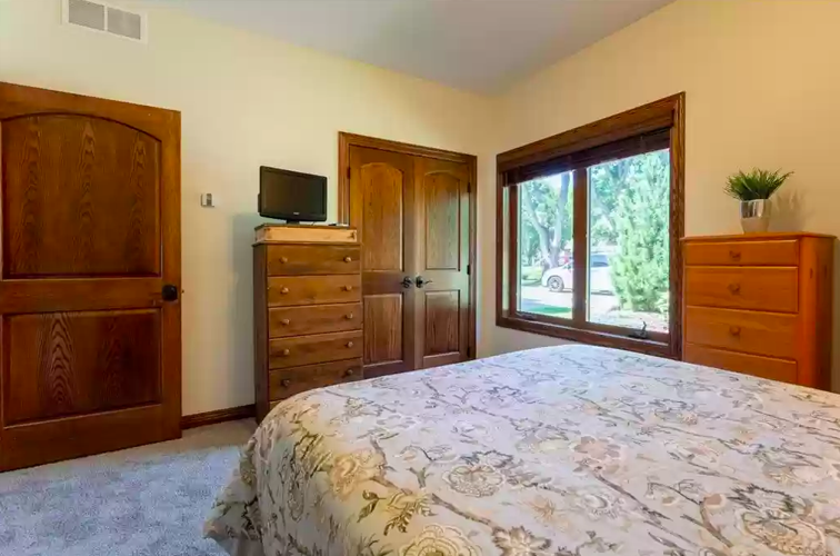 PHOTOS Home on Lake Byllesby for sale in Cannon Falls Real Estate