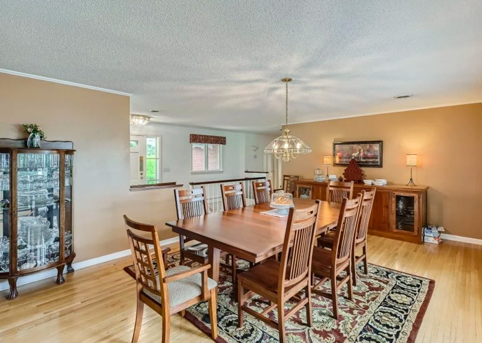Photos Spacious house with views of Lake Byllesby for sale in Cannon