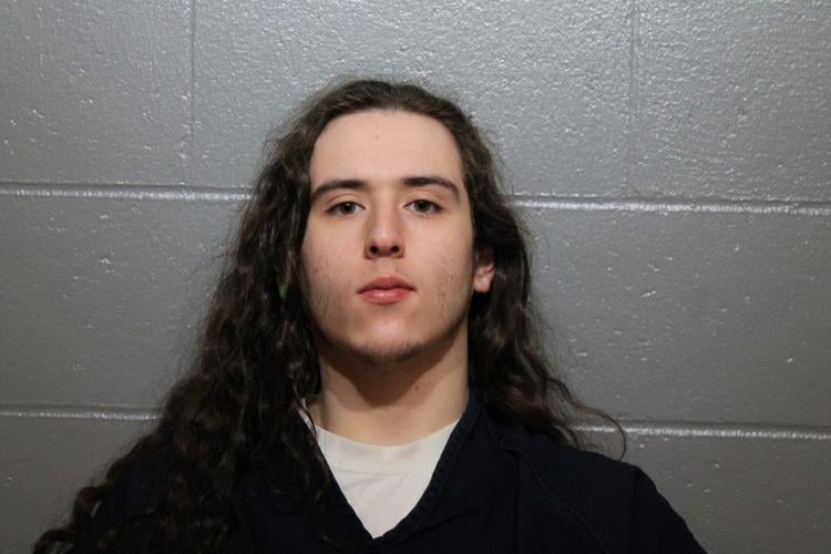 Goodhue County sheriff's search warrant resulted in 454.45 grams