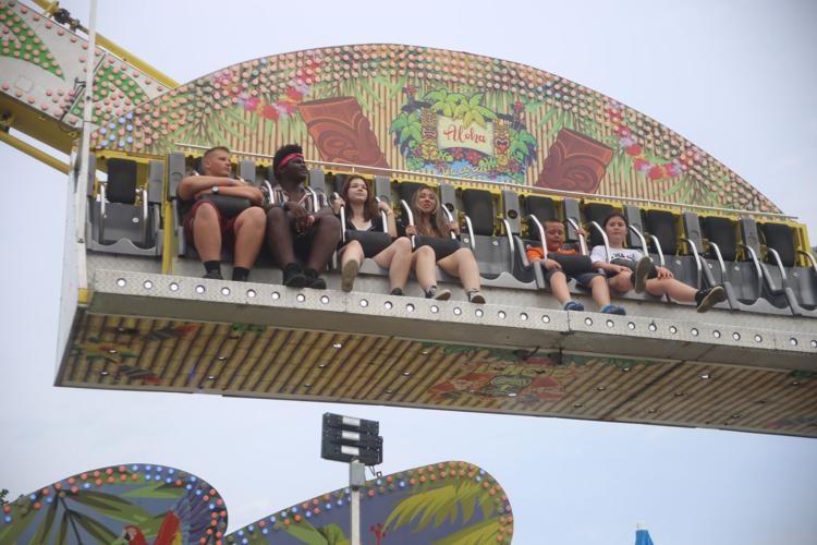 Cannon Valley Fair finale Fairgoers battle rain on 4th of July