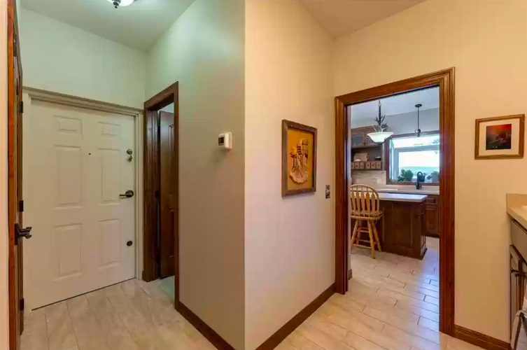 PHOTOS Home on Lake Byllesby for sale in Cannon Falls Real Estate