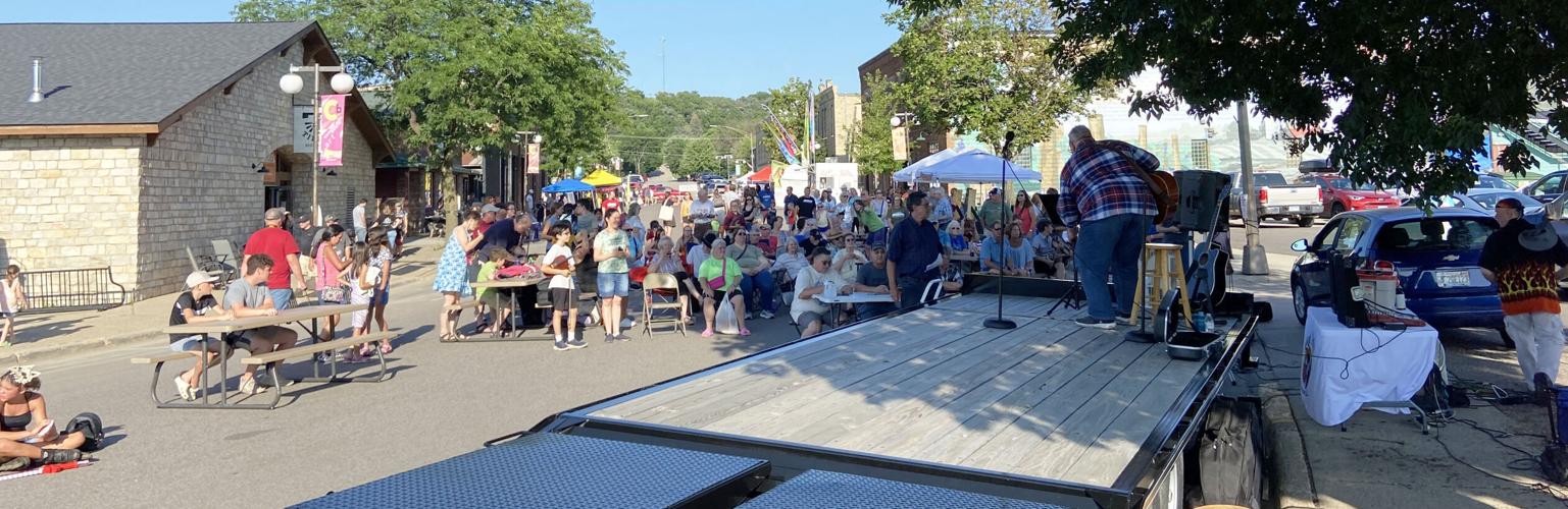 Fiddle contest a hit at Friday’s Chamber Fun Fest | Business ...