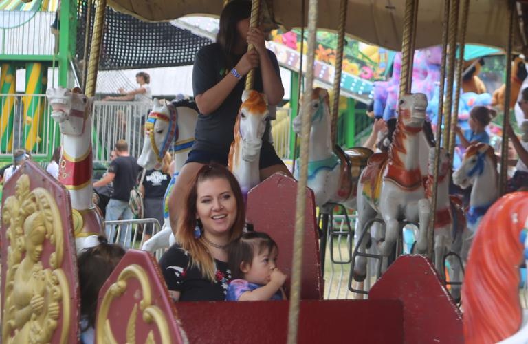 Cannon Valley Fair finale Fairgoers battle rain on 4th of July