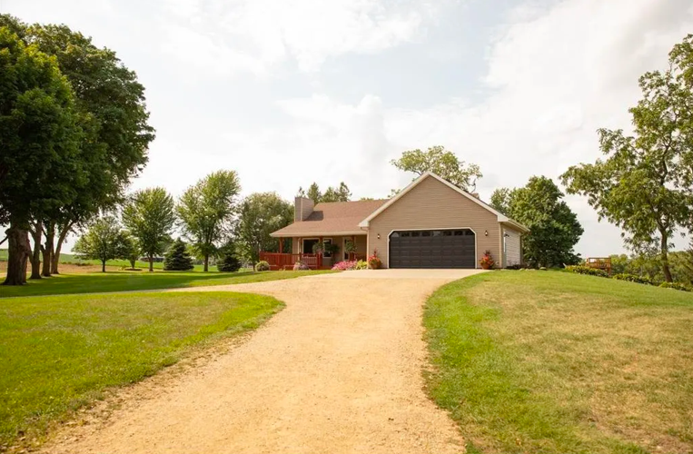 Photos Idyllic hobby farm in Goodhue County for sale Real Estate