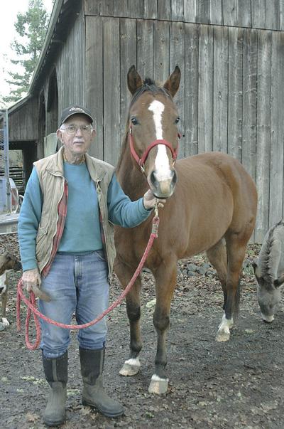 Don Bailey, well-known Oregon veterinarian, dies at age 92