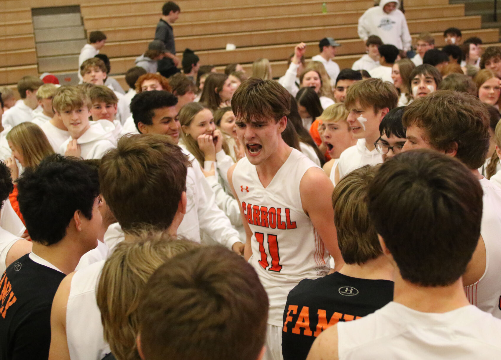 Buzzer Beater Lifts Tigers Over Knights, Wildcats Win On The Road ...